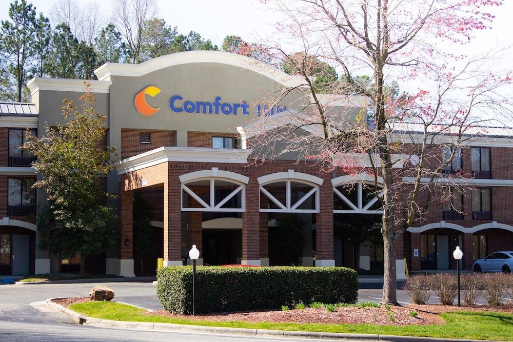Clarion Pointe Research Triangle Park Inn