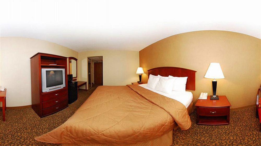 Inn Clarion Pointe Research Triangle Park 3*